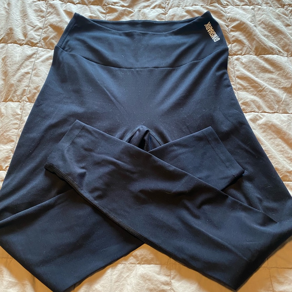 gym shark leggings